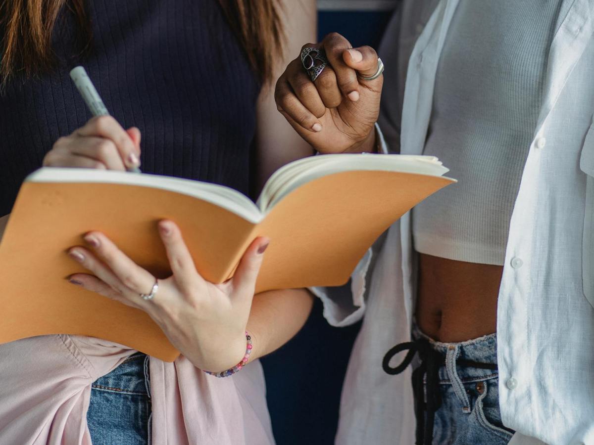 Why Every Poet Needs a Guide: Poetry and&nbsp;Mentorship